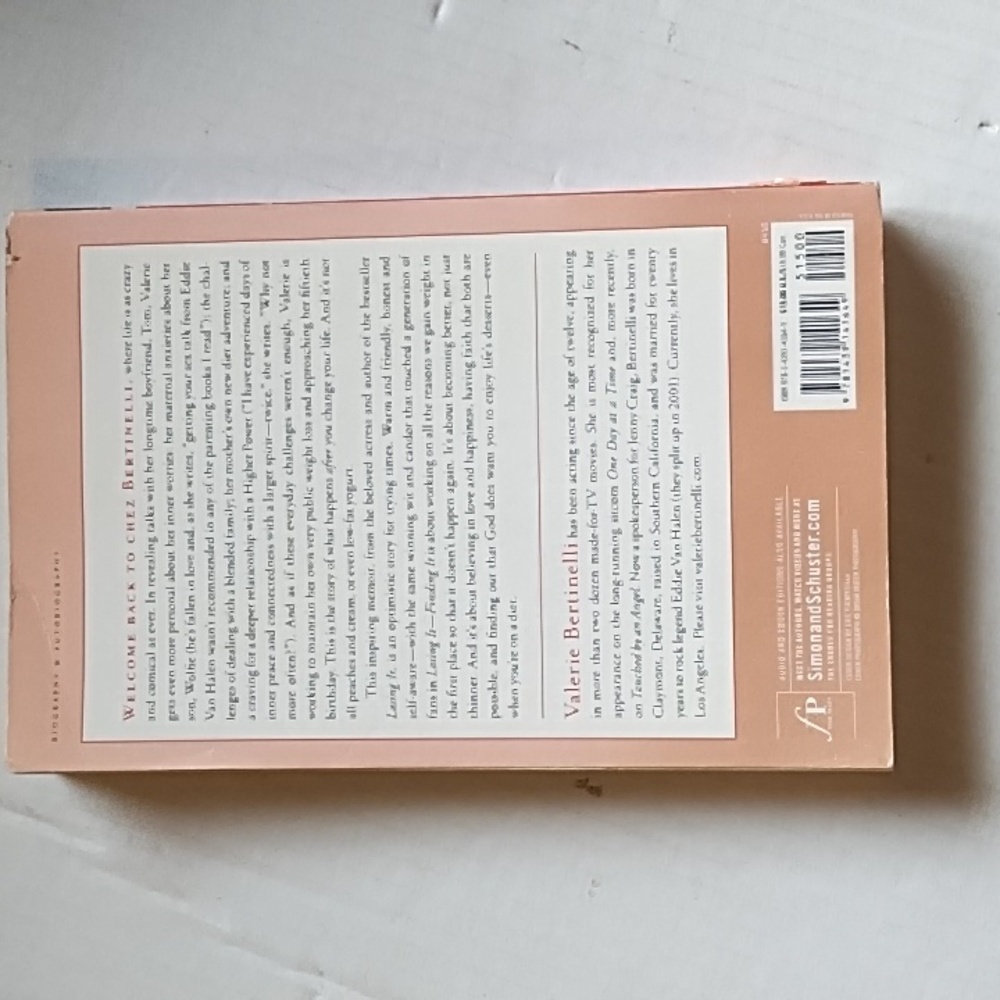 Finding It by Valerie Bertinelli Book - Picture 2 of 8